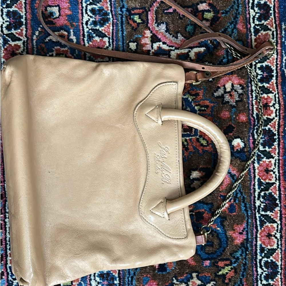 Stylish Tan Leather Shoulder Bag